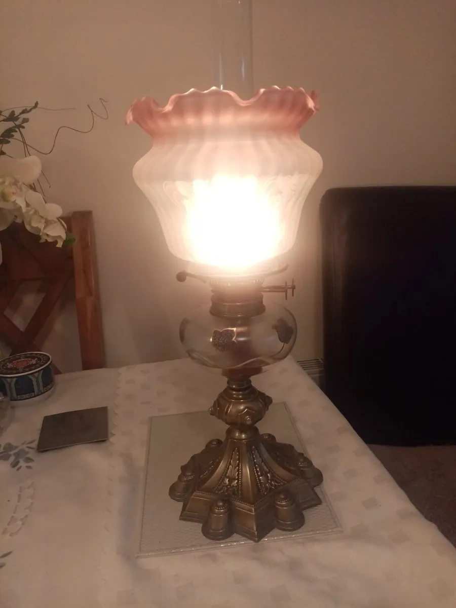 Victorian Oil Lamp - Image 1