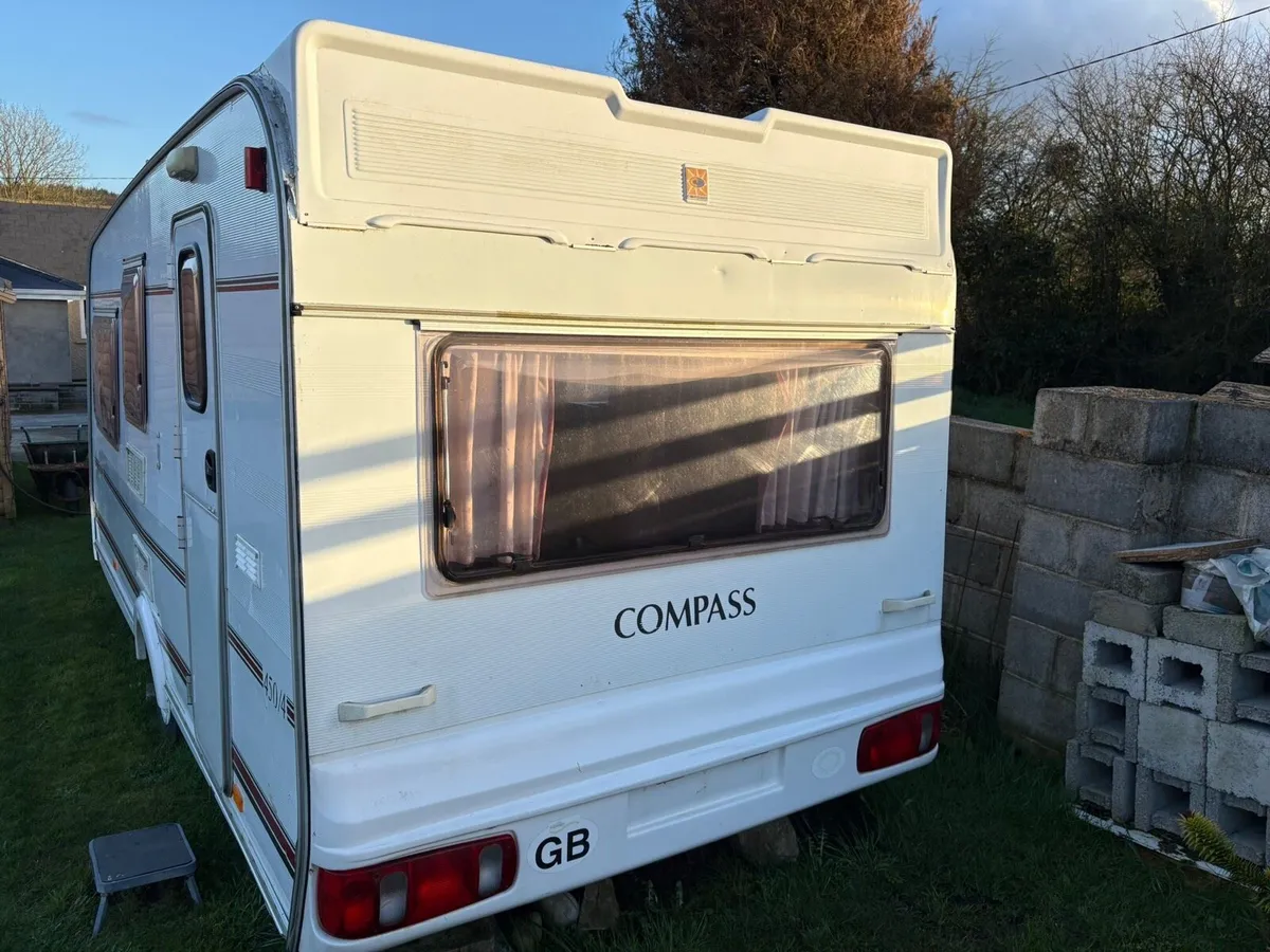 Compass 4berth Caravan - Image 2