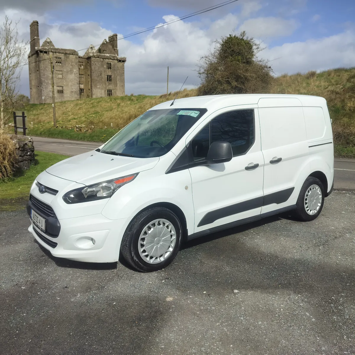 2018 Ford Transit Connect Trend - Image 1