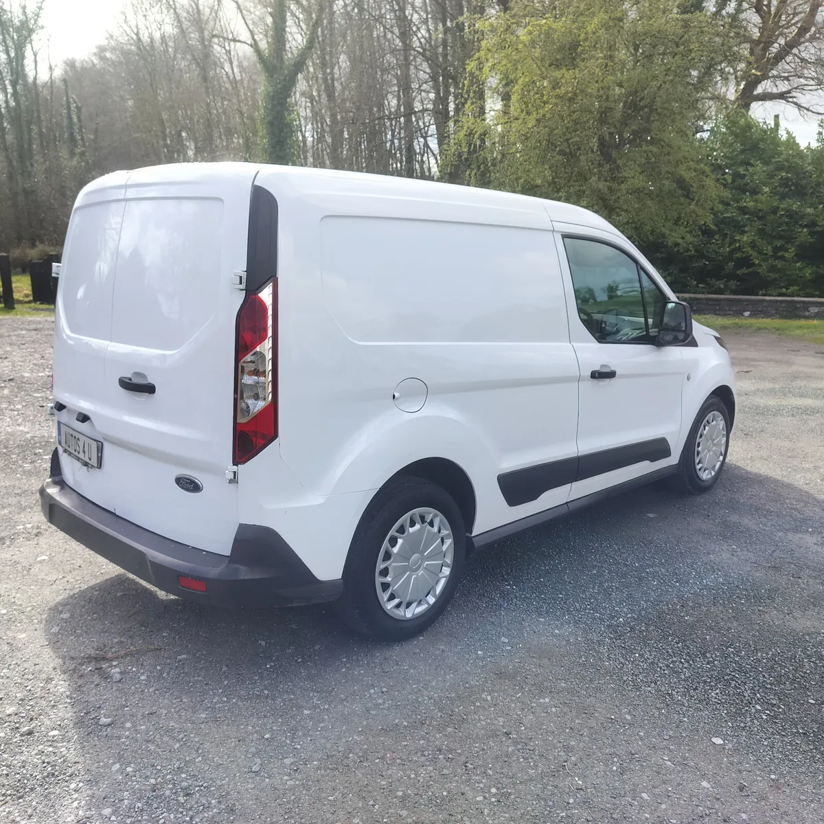 2018 Ford Transit Connect Trend - Image 4
