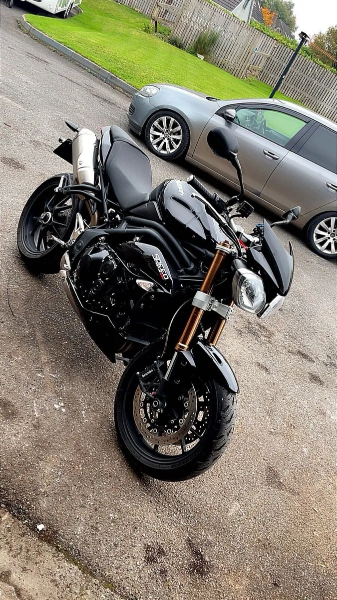 Triumph speed triple 1050 - Image 1