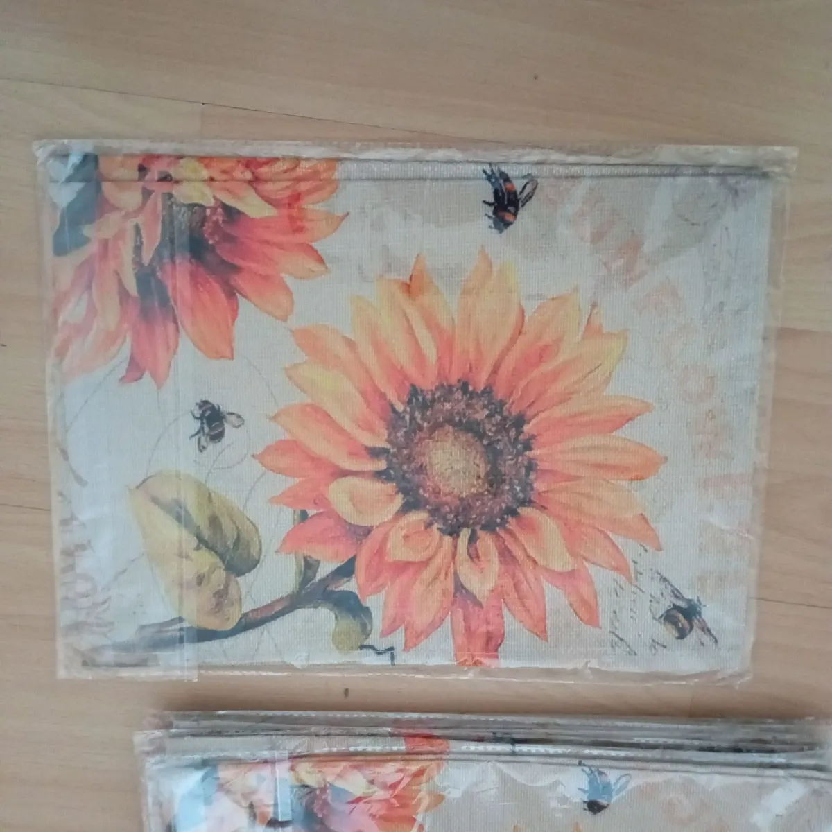 6 Sunflower Tablemats - Image 2