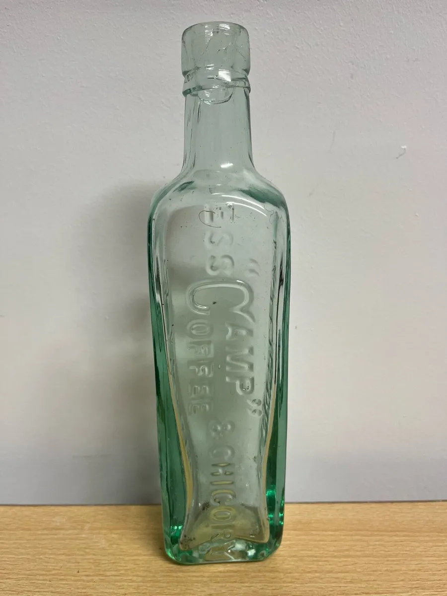 Vintage bottle collection - Image 3