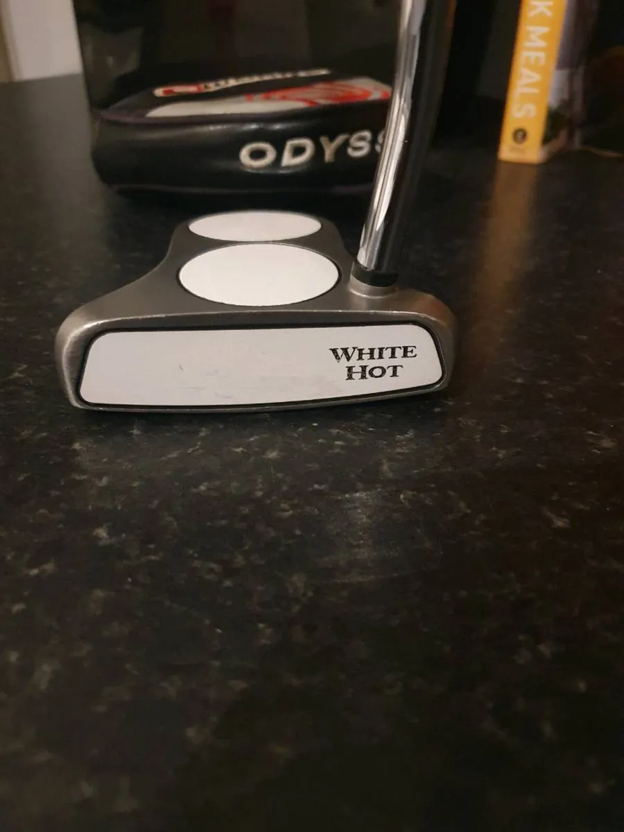 ODDESSEY WHITE HOT PUTTER - Image 1