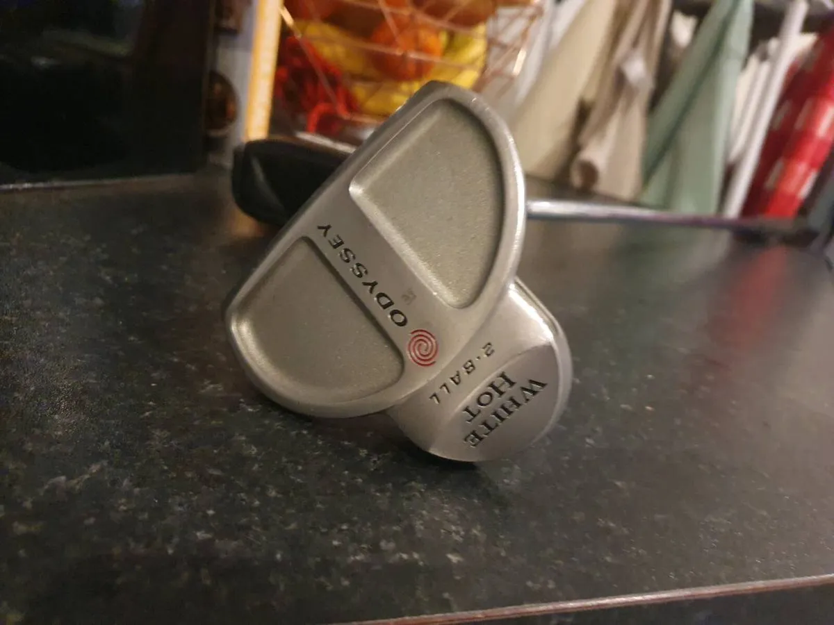 ODDESSEY WHITE HOT PUTTER - Image 2