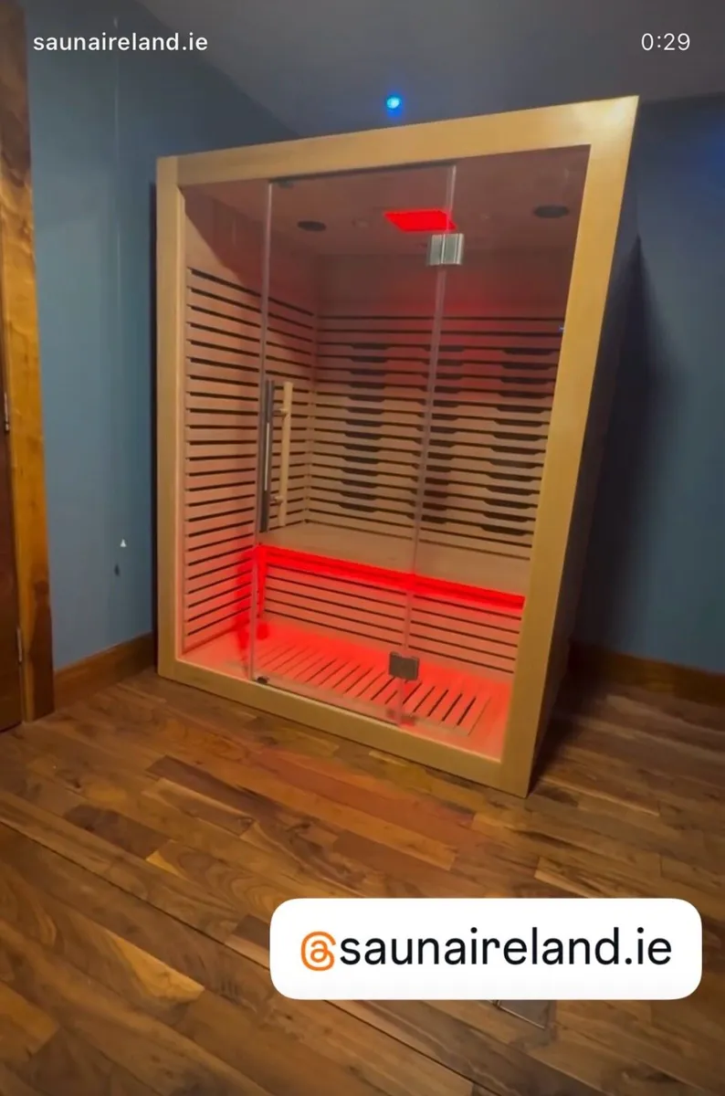 3 PERSON INFRARED SAUNA - Image 1