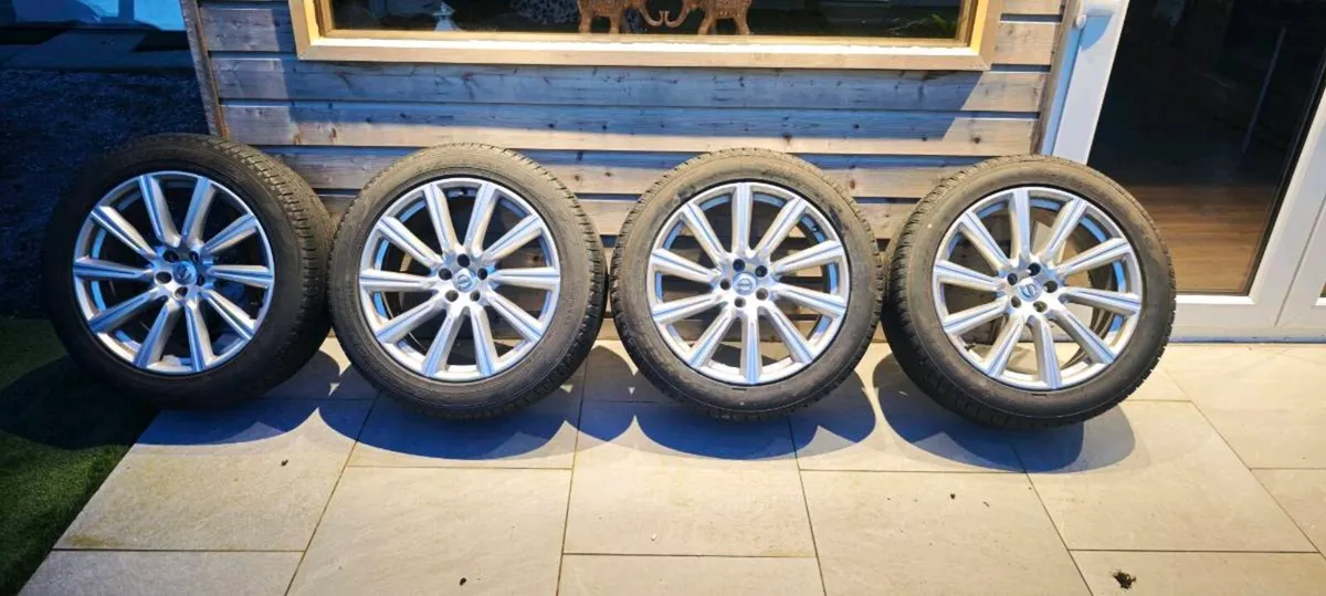 Volvo XC90 20 Alloys - Image 4