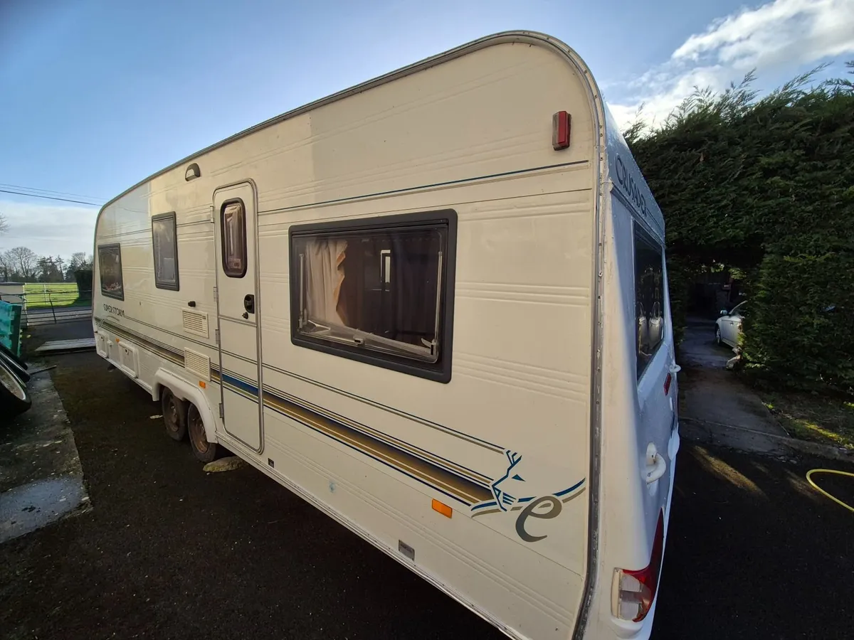 Caravan Elddis Crusader 4 Berth Fixed Bed - Image 3