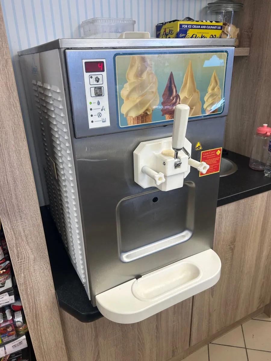 Ice cream machine