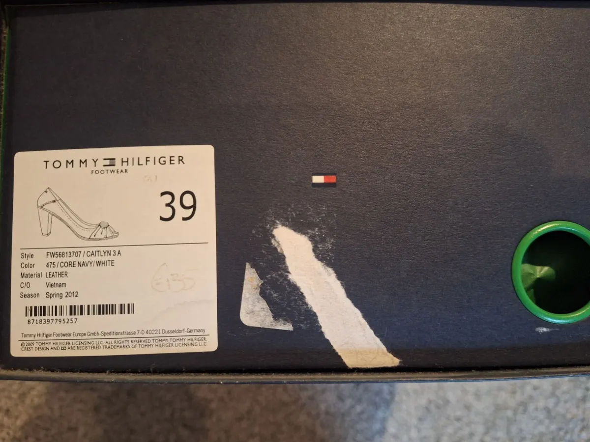 Tommy Hilfiger Ladies Shoes - Image 4