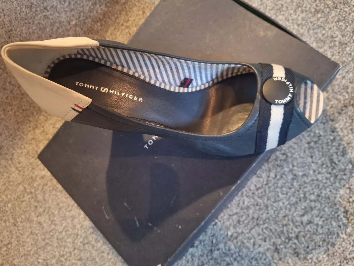 Tommy Hilfiger Ladies Shoes - Image 3