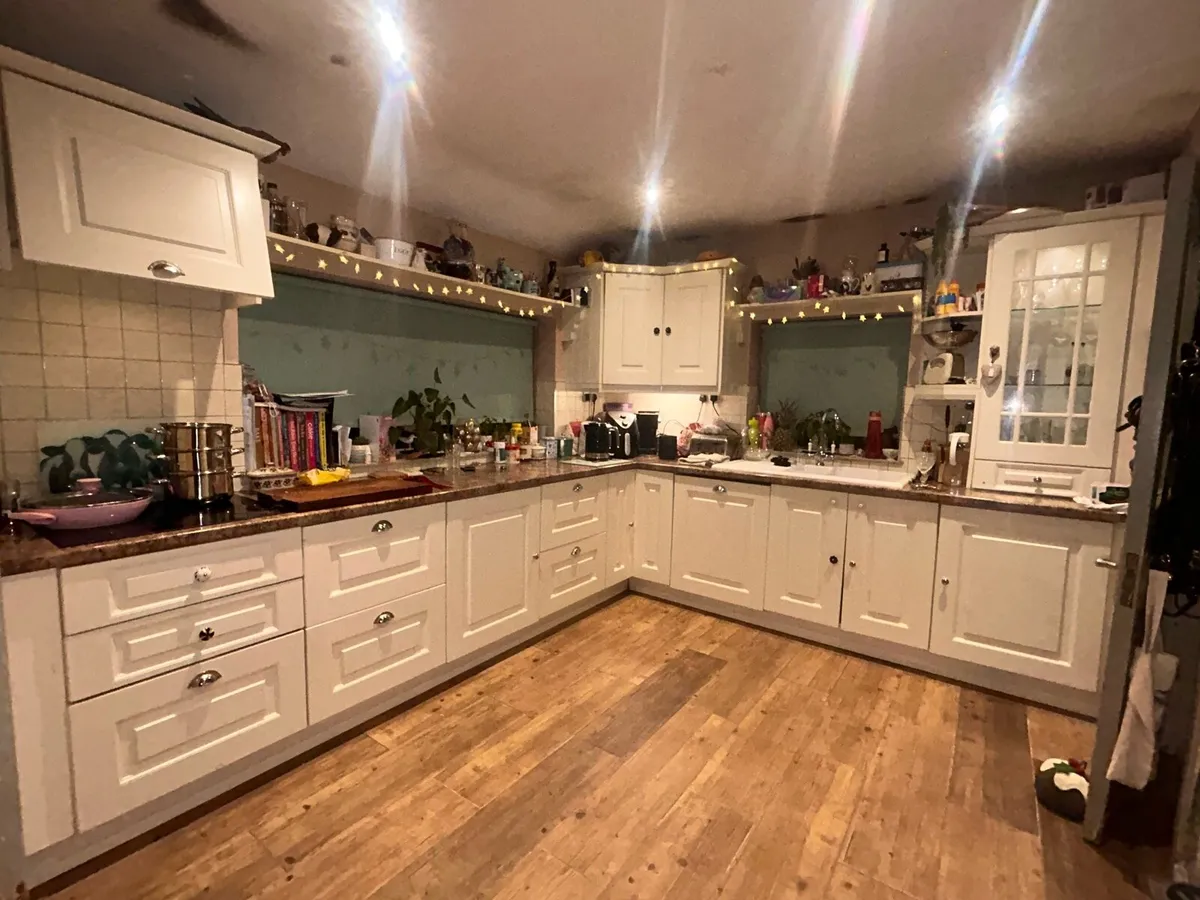 Kitchen - Image 1