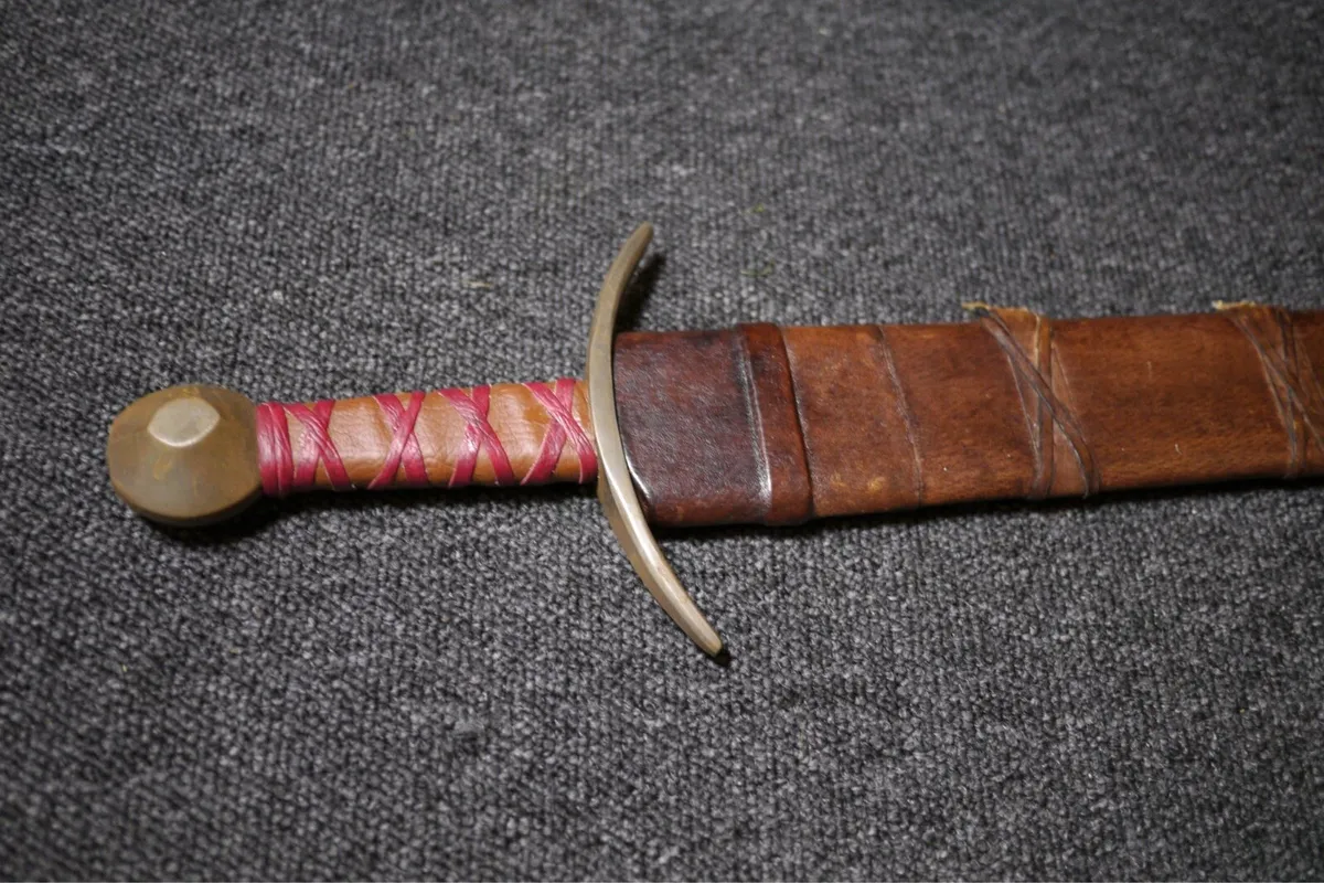 Replica/Reenactor Swords and Ax - Image 4