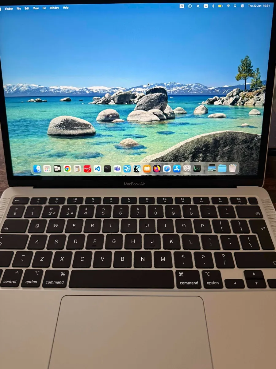 MacBook Air M1 2020 - 16GB RAM / 512GB SSD - Image 2