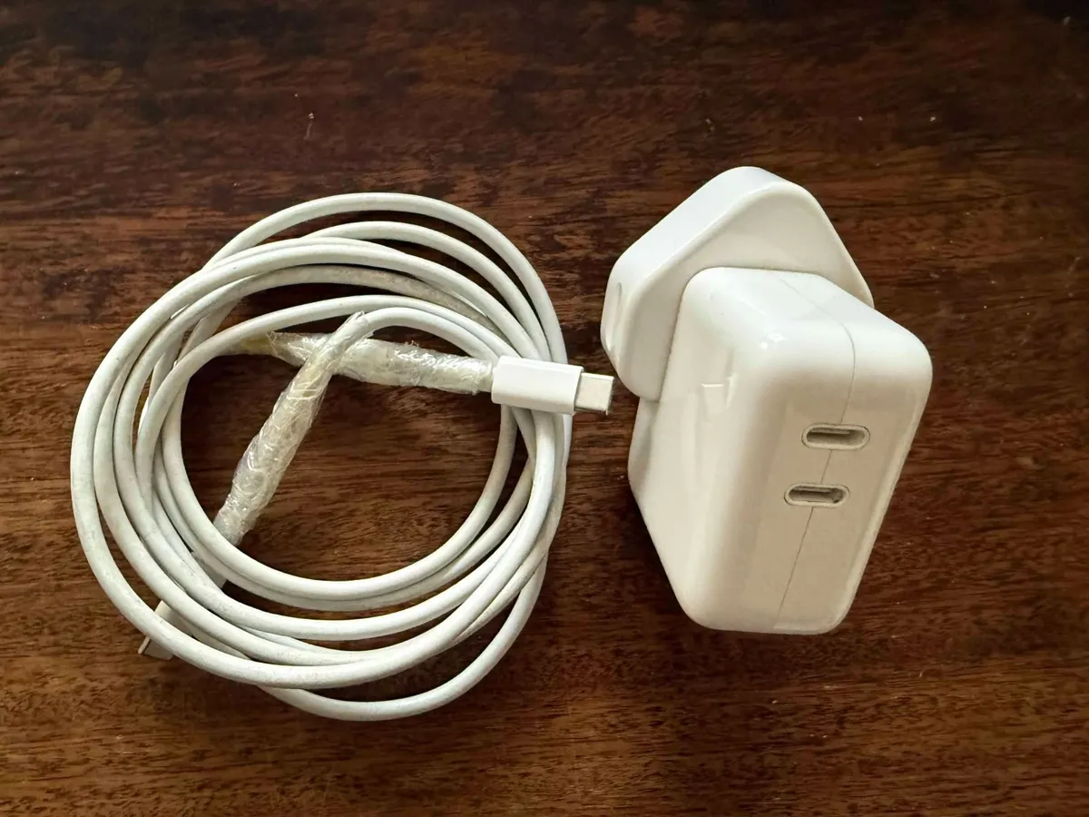 MacBook Air M1 2020 - 16GB RAM / 512GB SSD - Image 4