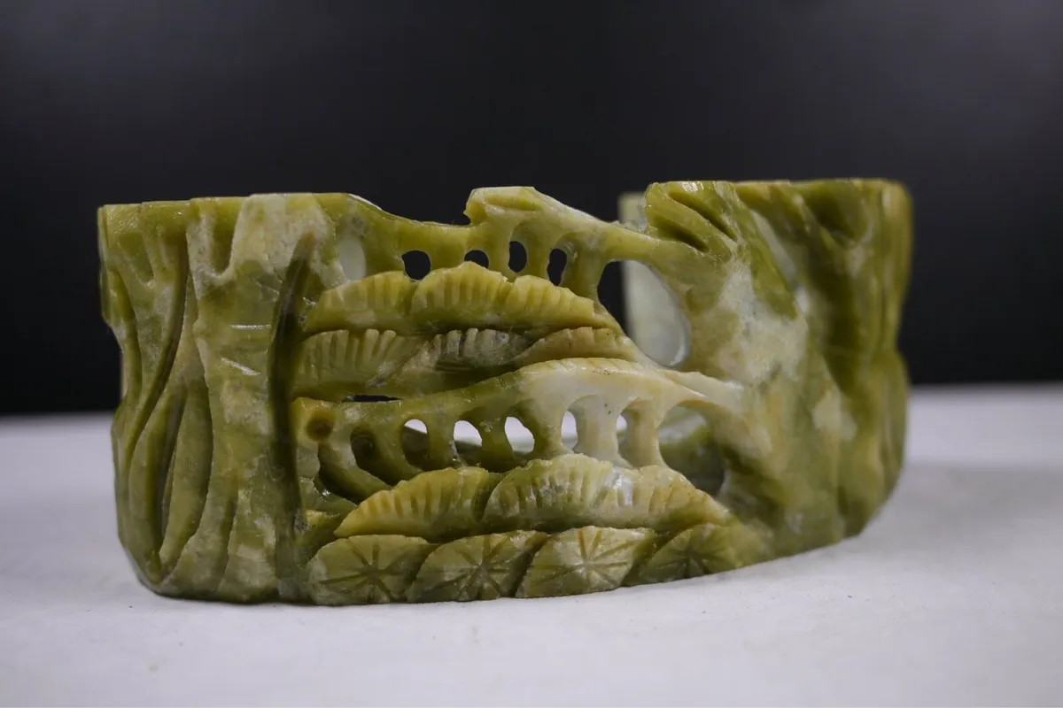 Jade Glass Ornaments - Image 4