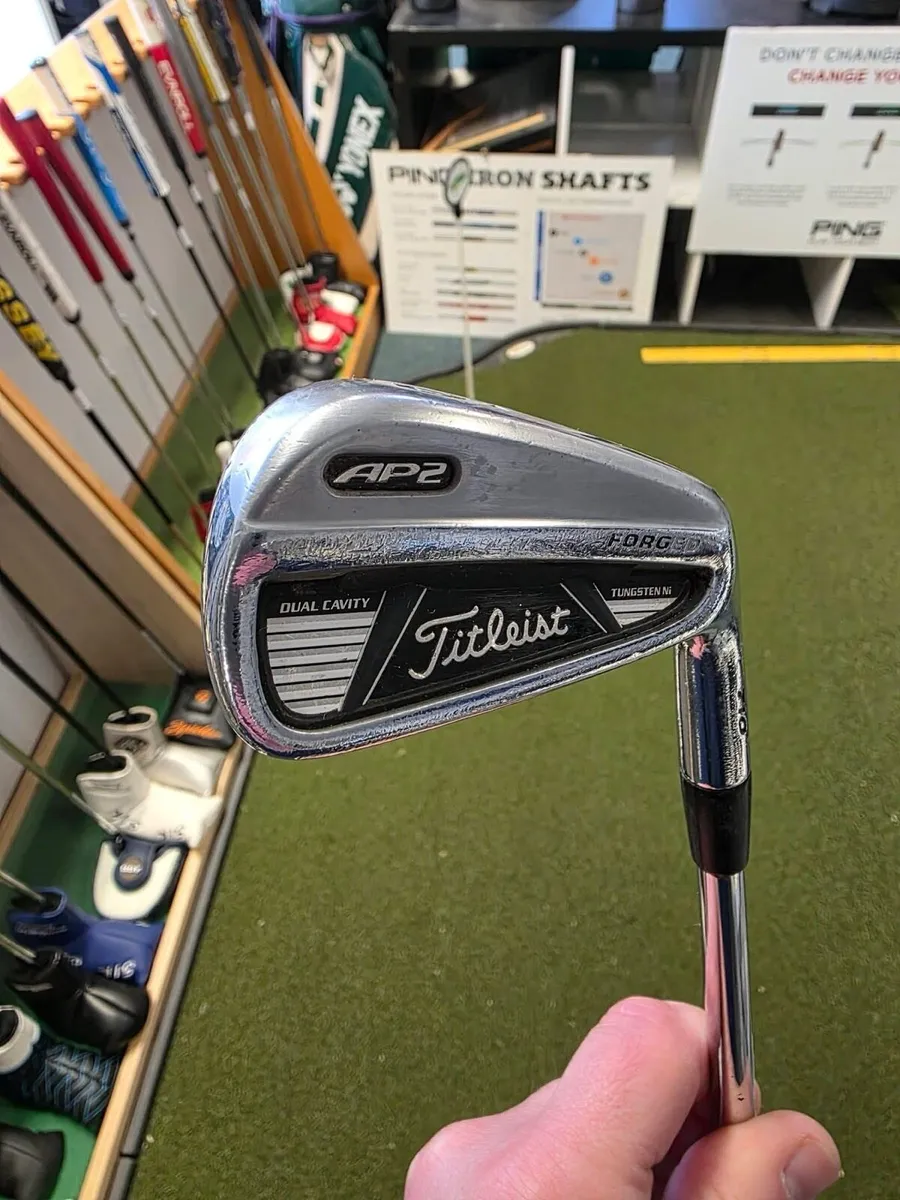 Titleist Ap2 710 Forged Irons - Image 2