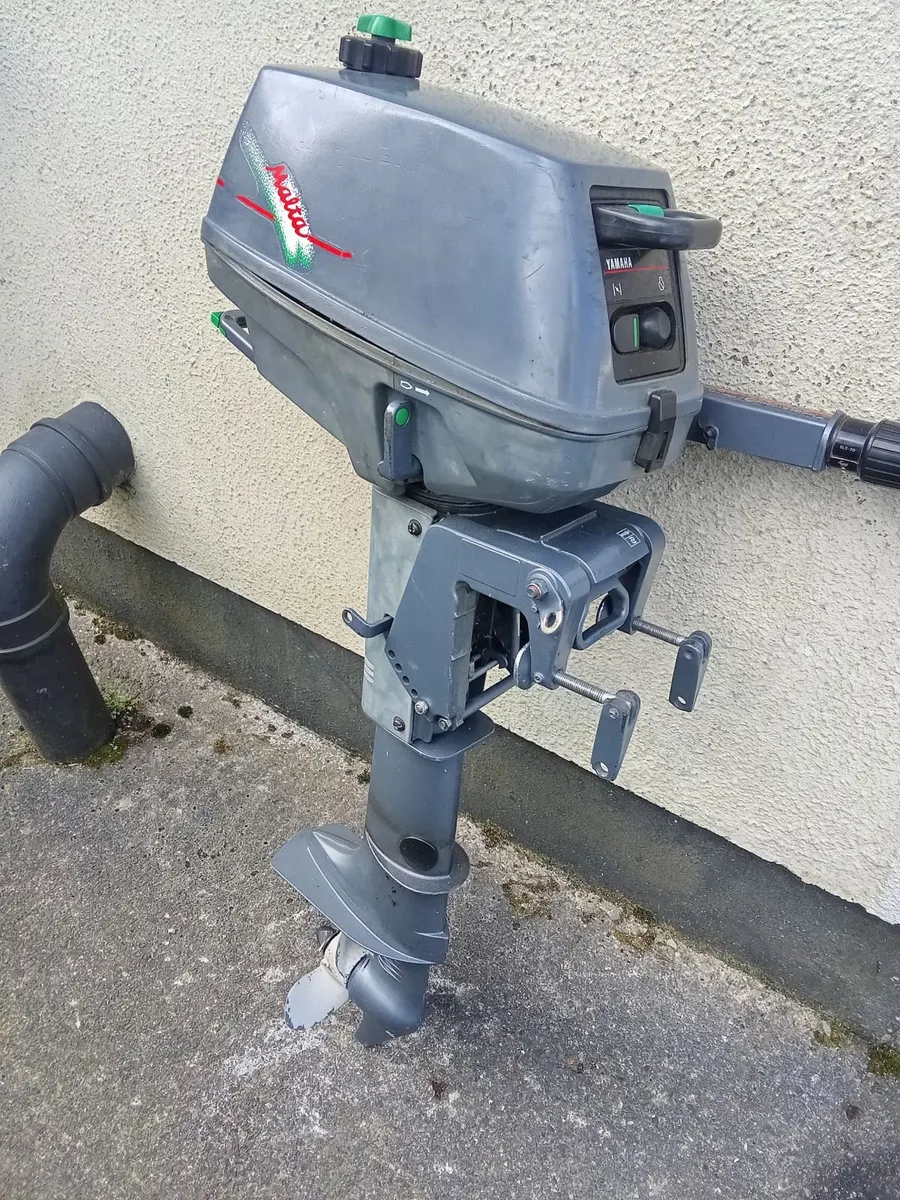 2-stroke YAMAHA-3 HP -Fish finder - Image 1