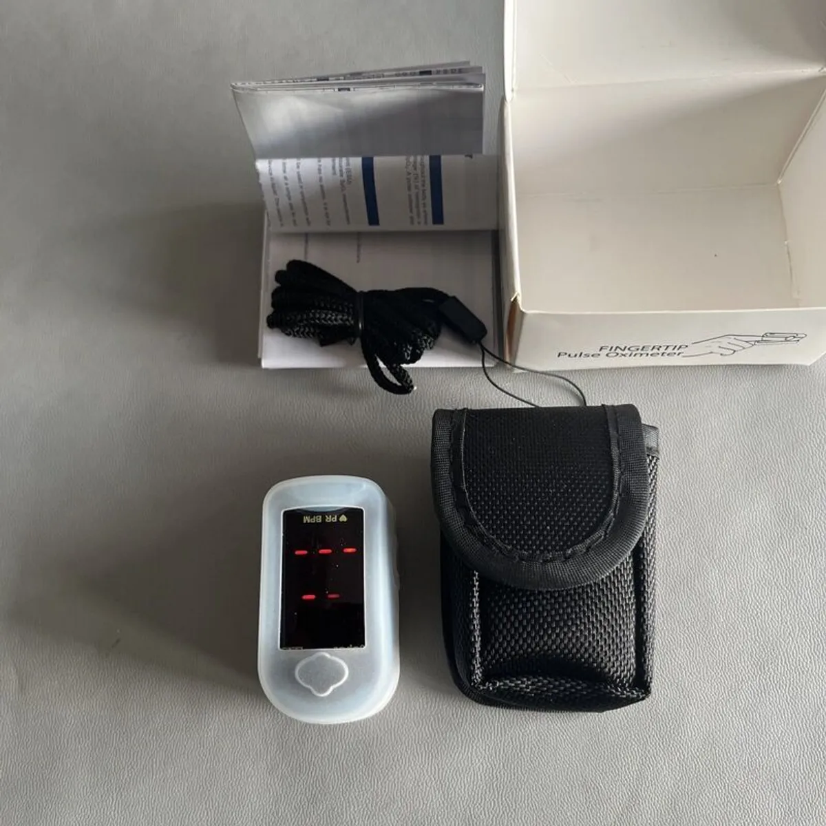 PULSE OXIMETER (Finger) OXYWATCH (ChoiceMMed) Medical Grade. Batteries Inc. - Image 4