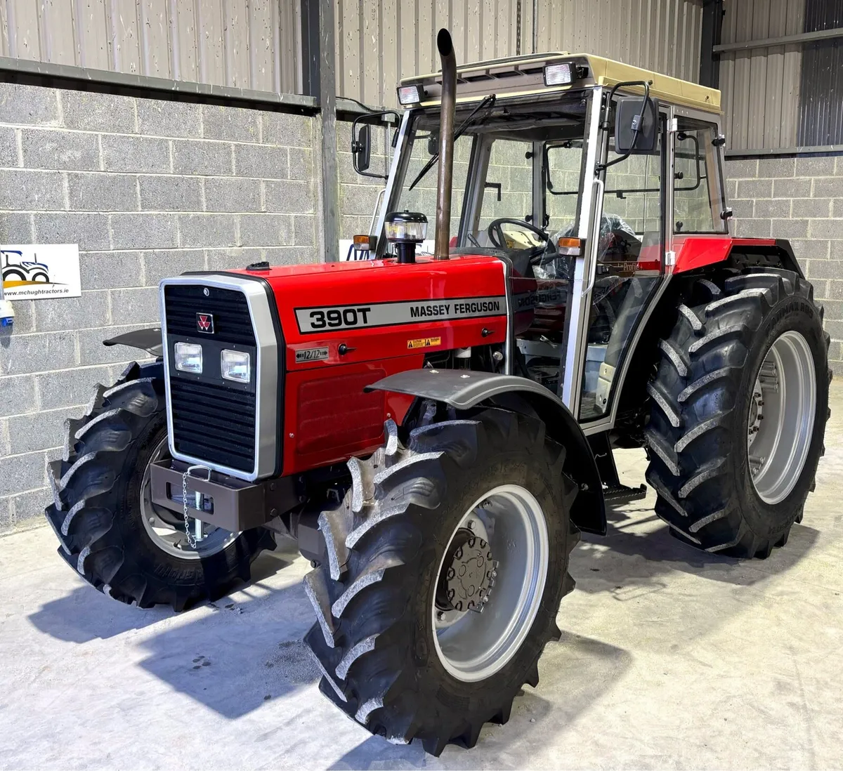 95 MASSEY FERGUSON 390T **LOW HOURS** - Image 1