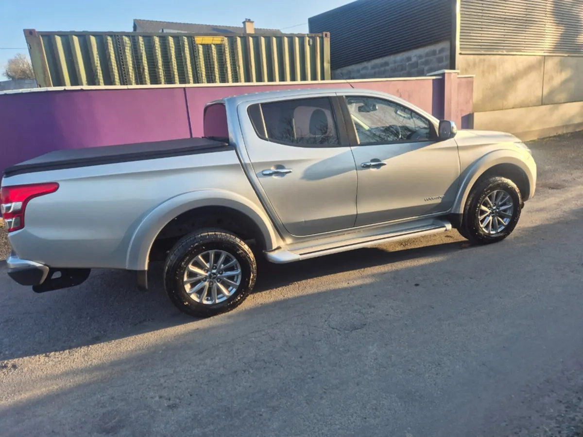 Mitsubishi L200 WARRIOR DI-D 4WD DCB - Image 4
