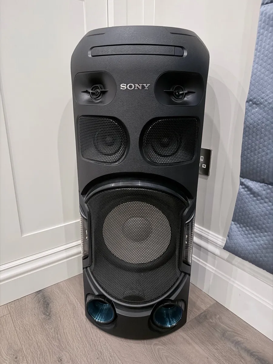 Sony house system party speaker - Image 1