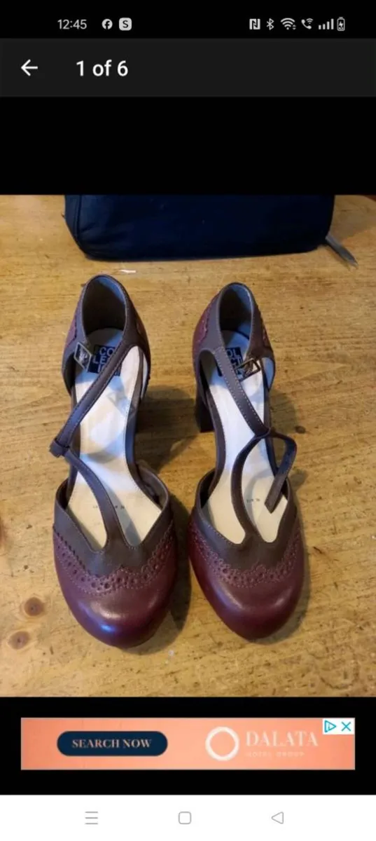 Ladies DEBENHAMS brown shoes, . Size 3. €7
Can bun - Image 1