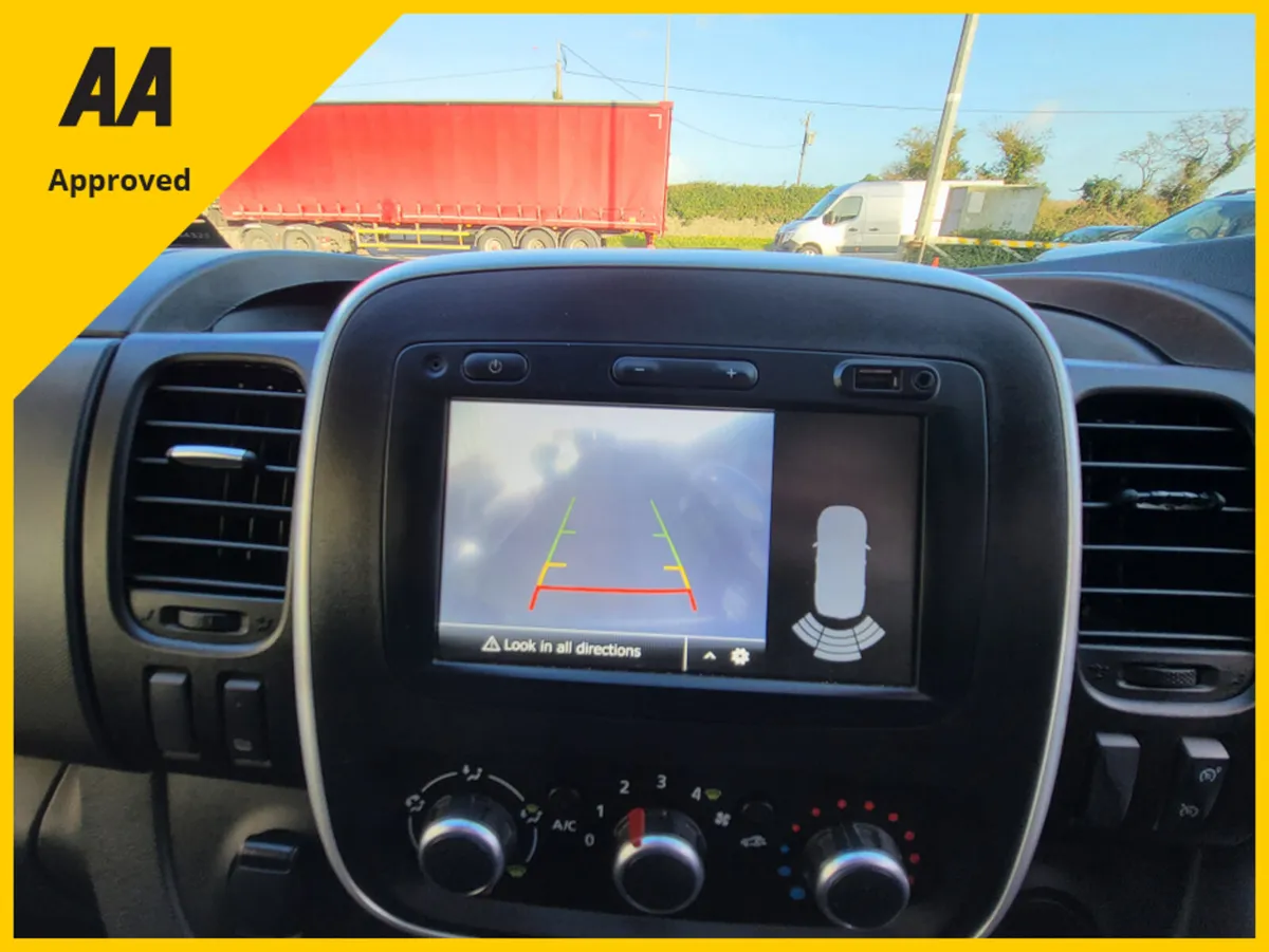 Nissan NV300 LWB 120 SV AIR CONDITIONING RVC RPS C - Image 3