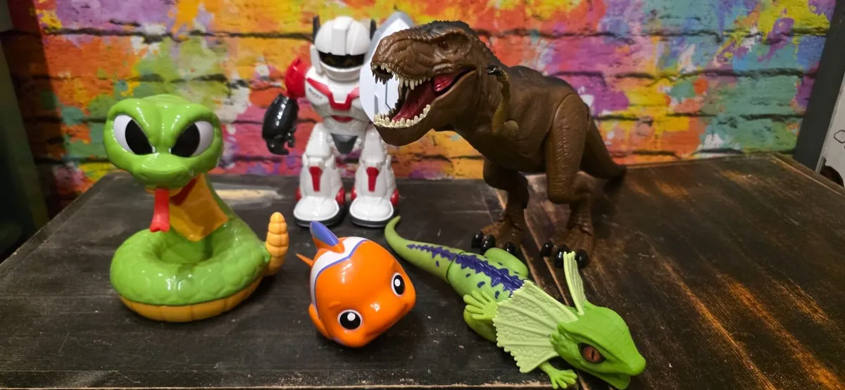 Battery powered toys x 5 - Image 2