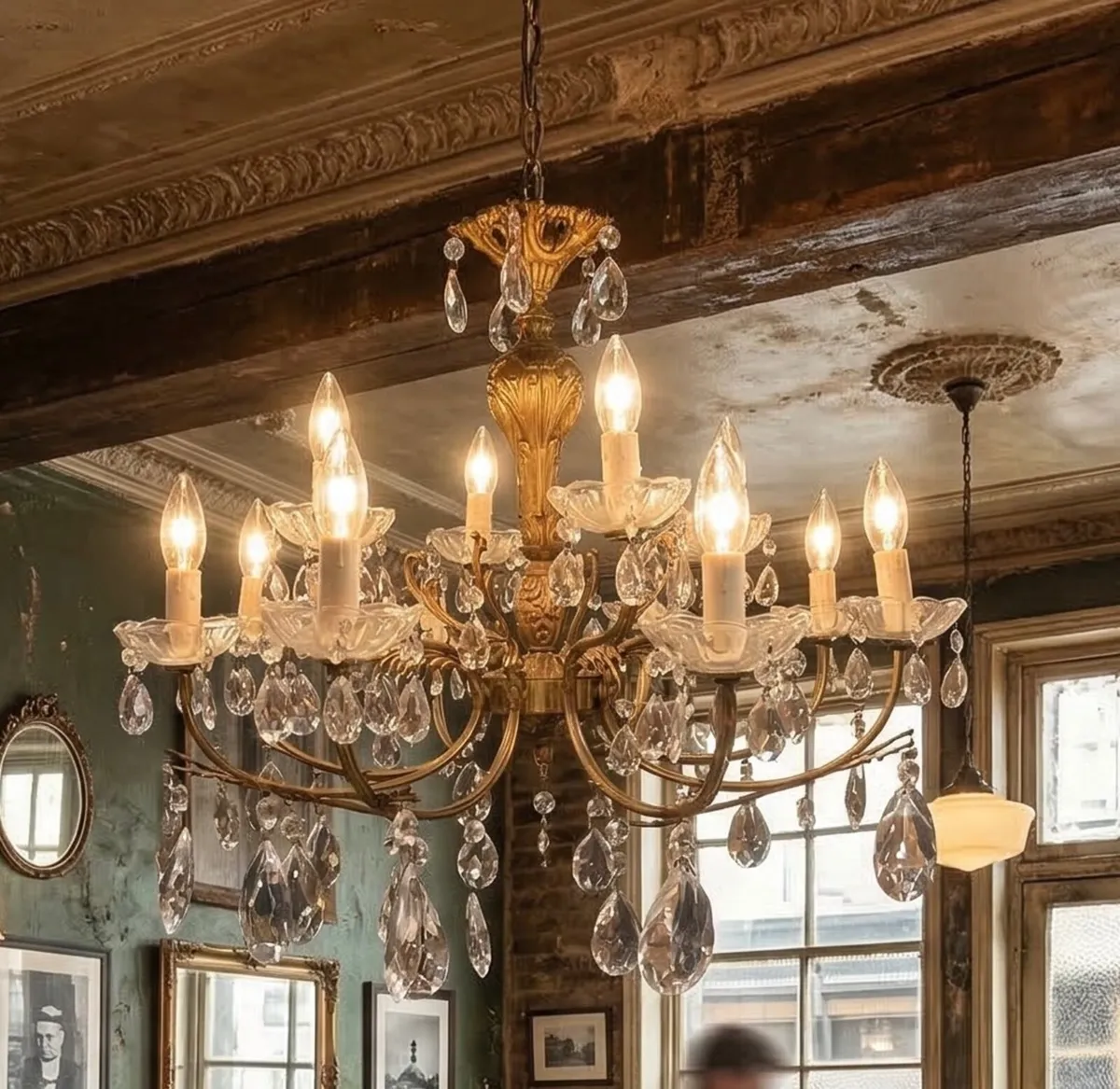 Very nice reasonably priced chandelier