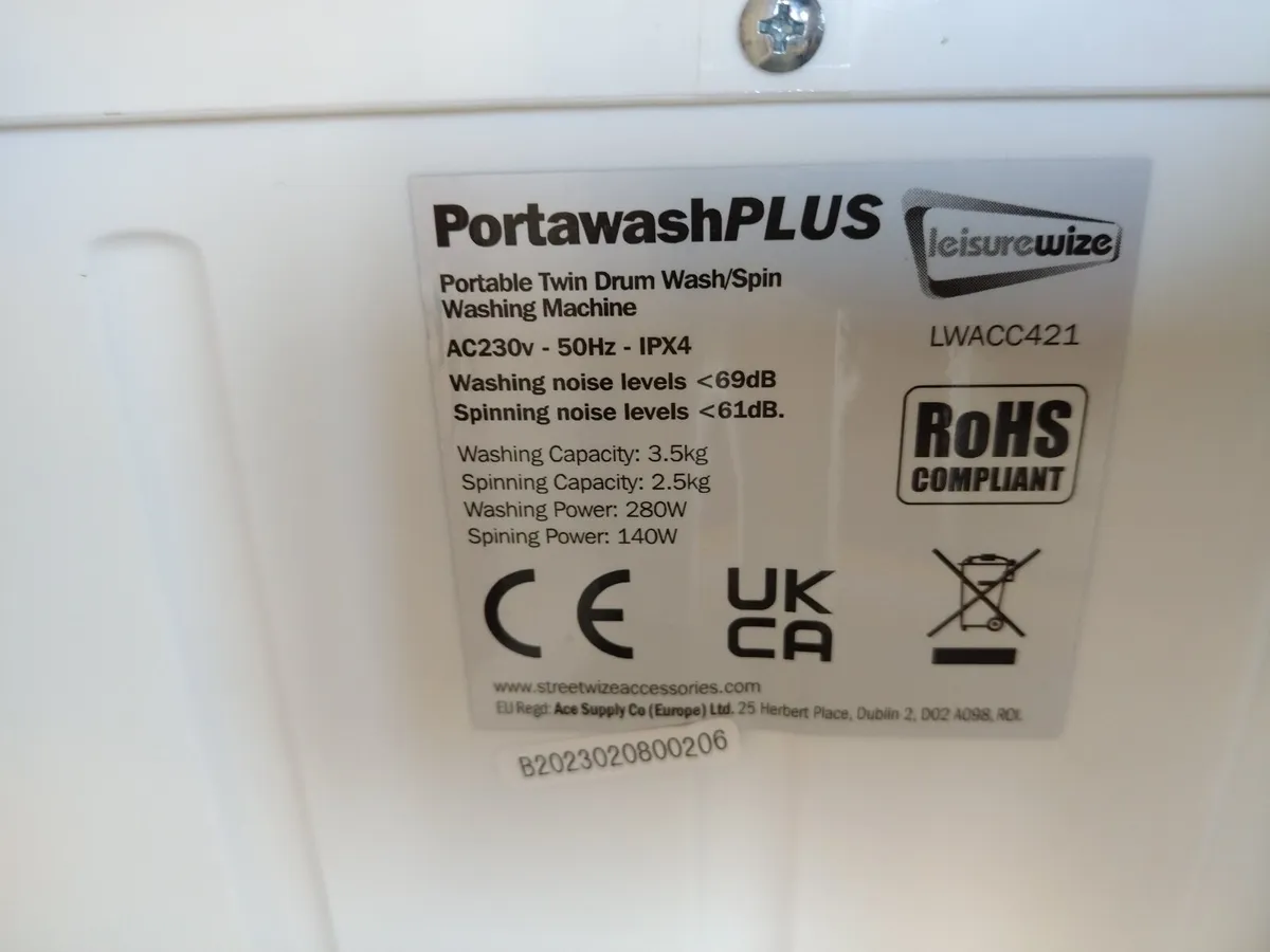 Twin Tub Washing Machine €200 - Image 2