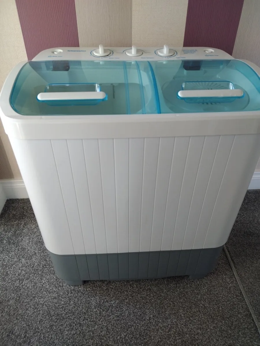 Twin Tub Washing Machine €200 - Image 3