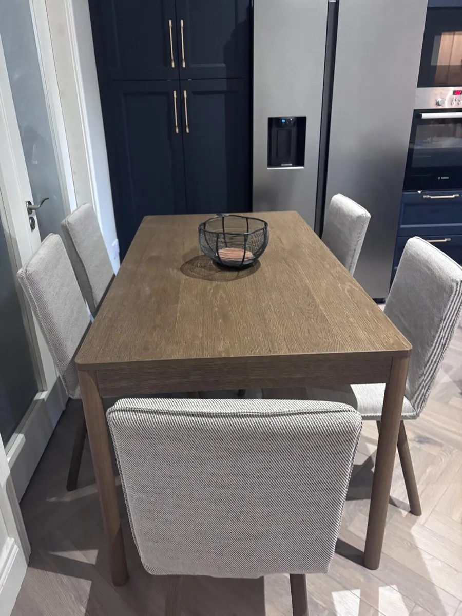 Dining Table and Chairs - Image 4