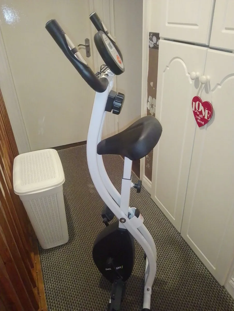 Exercise bike - Image 2