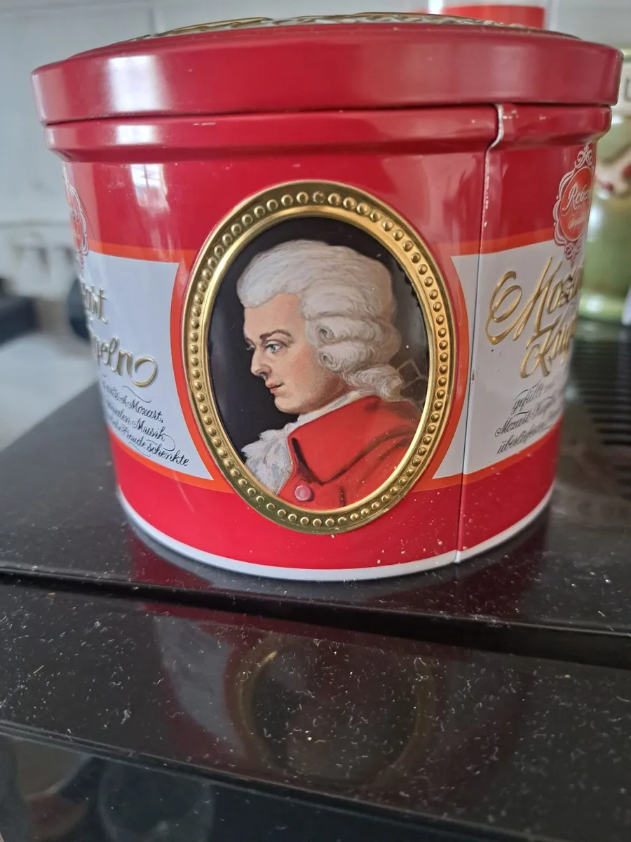 Vintage confectionery tin - Image 2