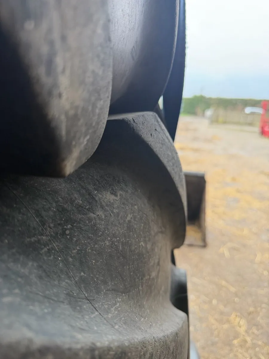 Tyres - Image 2