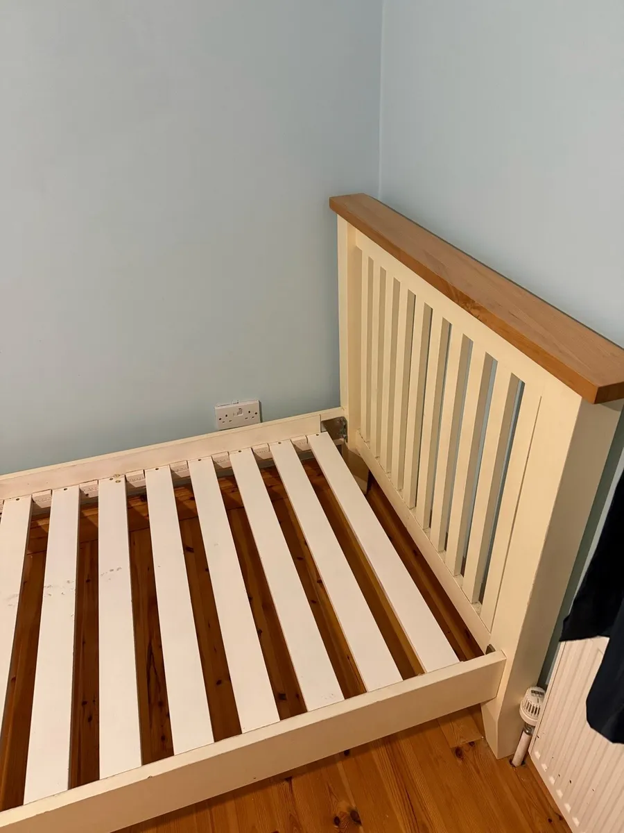 Single Bed - Image 3