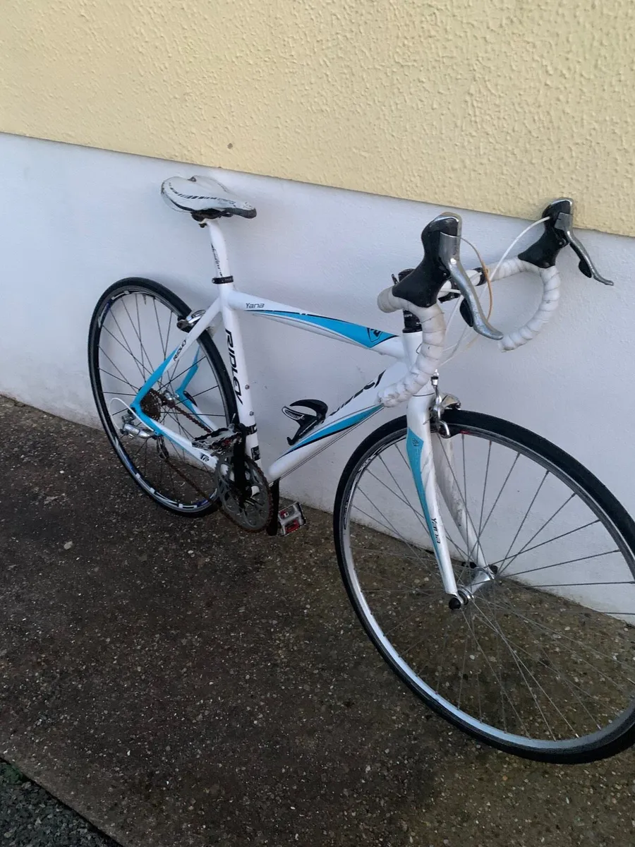 Racing Bike - Image 2