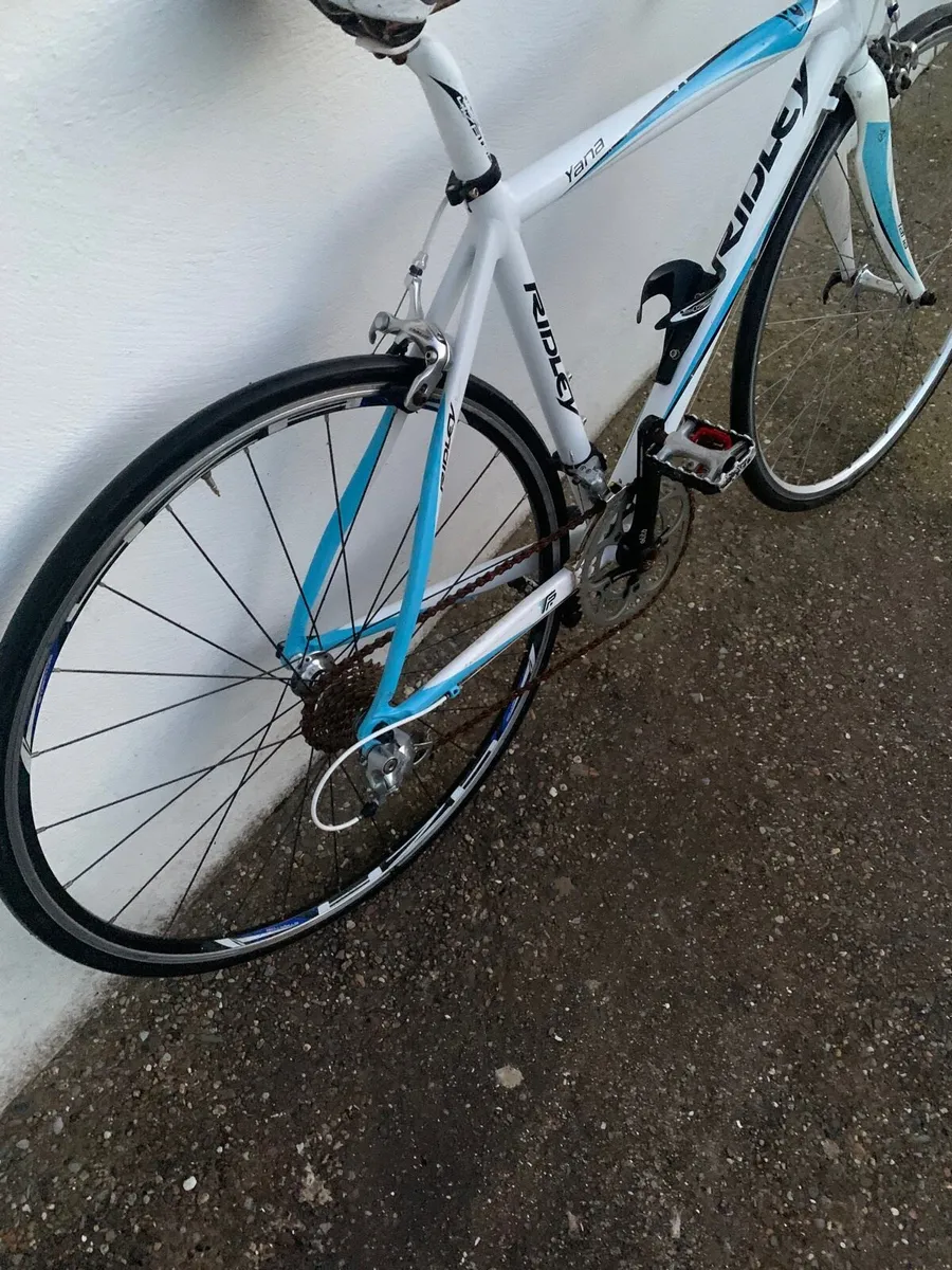 Racing Bike - Image 4