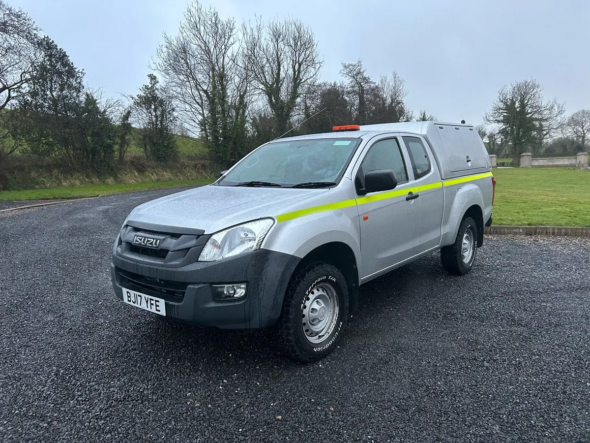 ISUZU D MAX - Image 1