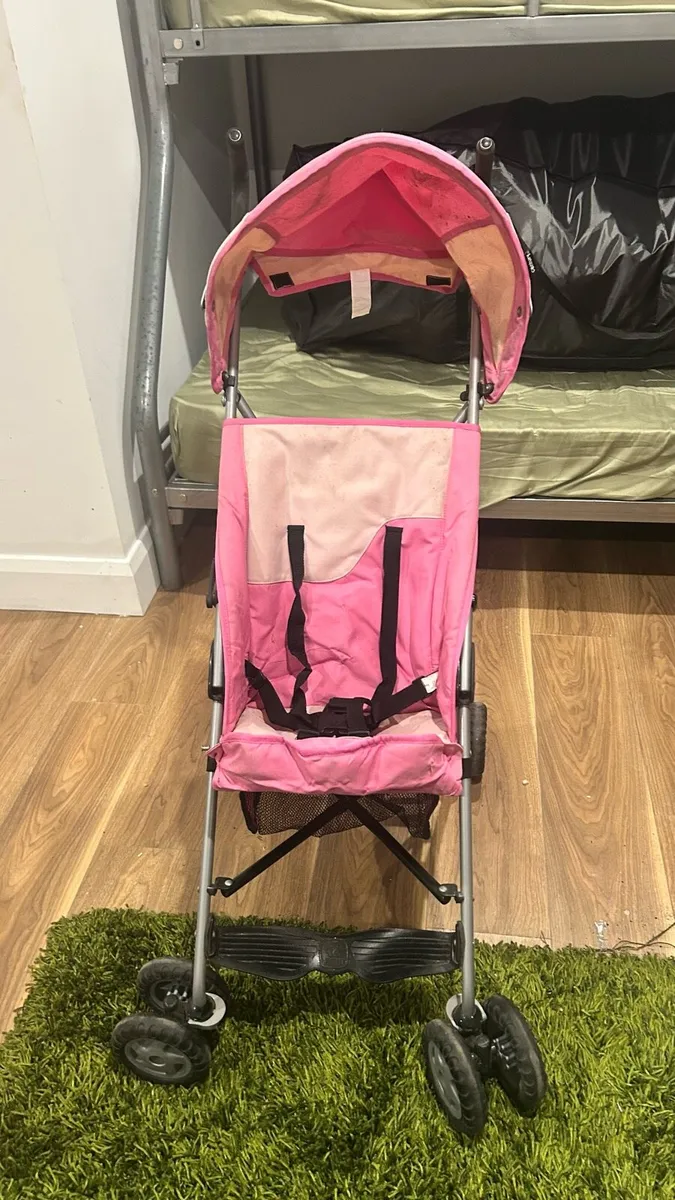 Pram - Image 1