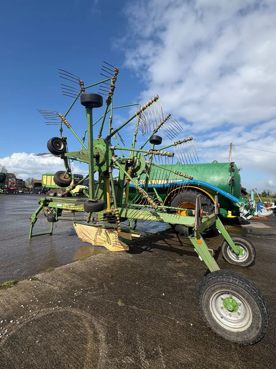 2014 Krone Rake - Image 4