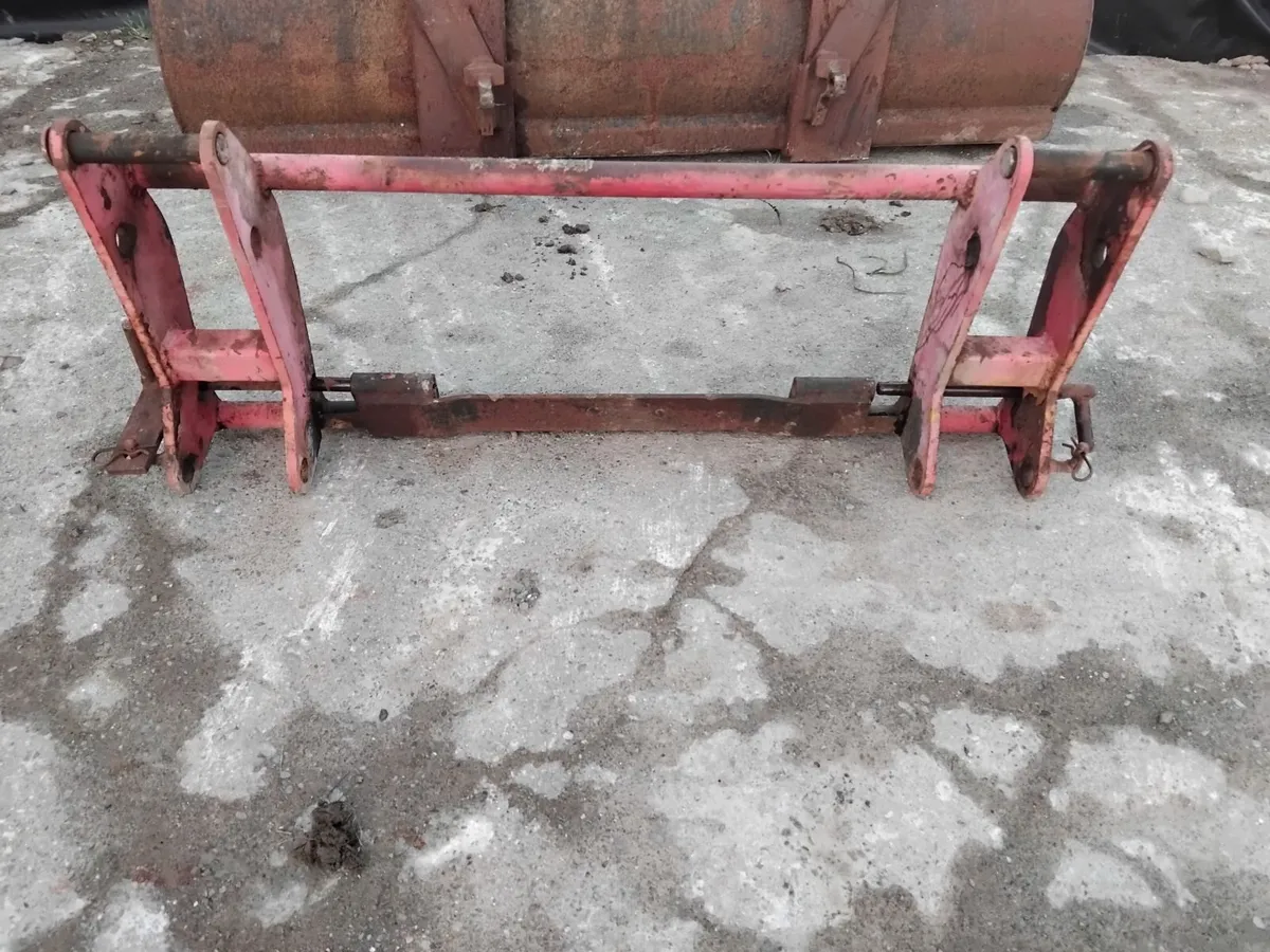 7ft heavy duty bucket    euro adaptor   weight box - Image 3