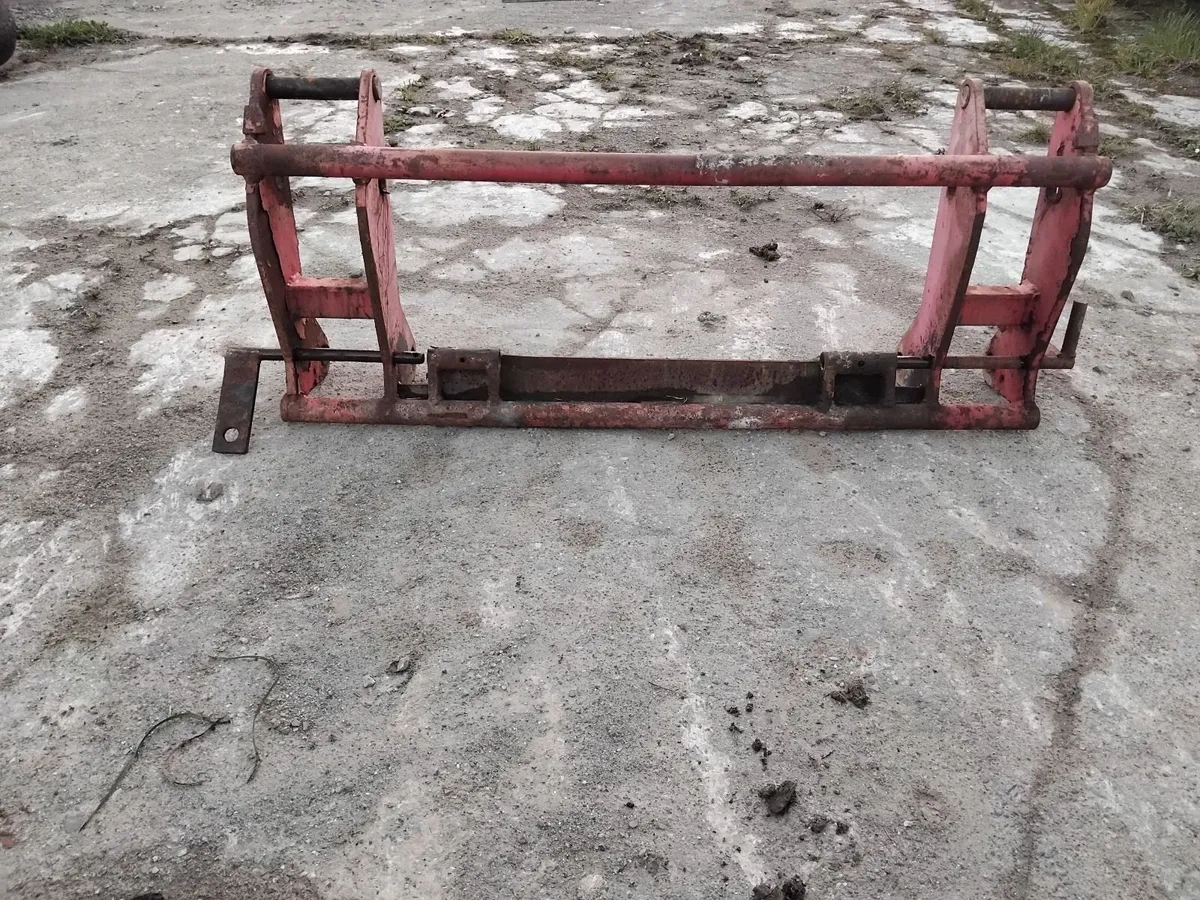 7ft heavy duty bucket    euro adaptor   weight box - Image 4