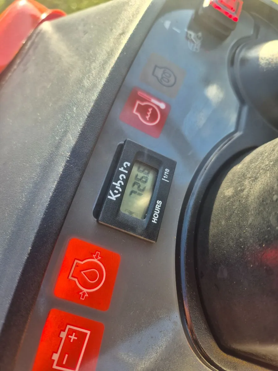 Kubota mulching mower gr2120 4wd - Image 2