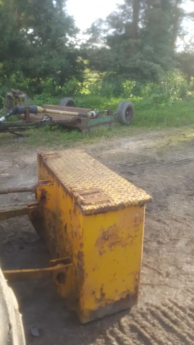 7ft heavy duty bucket    euro adaptor   weight box - Image 3