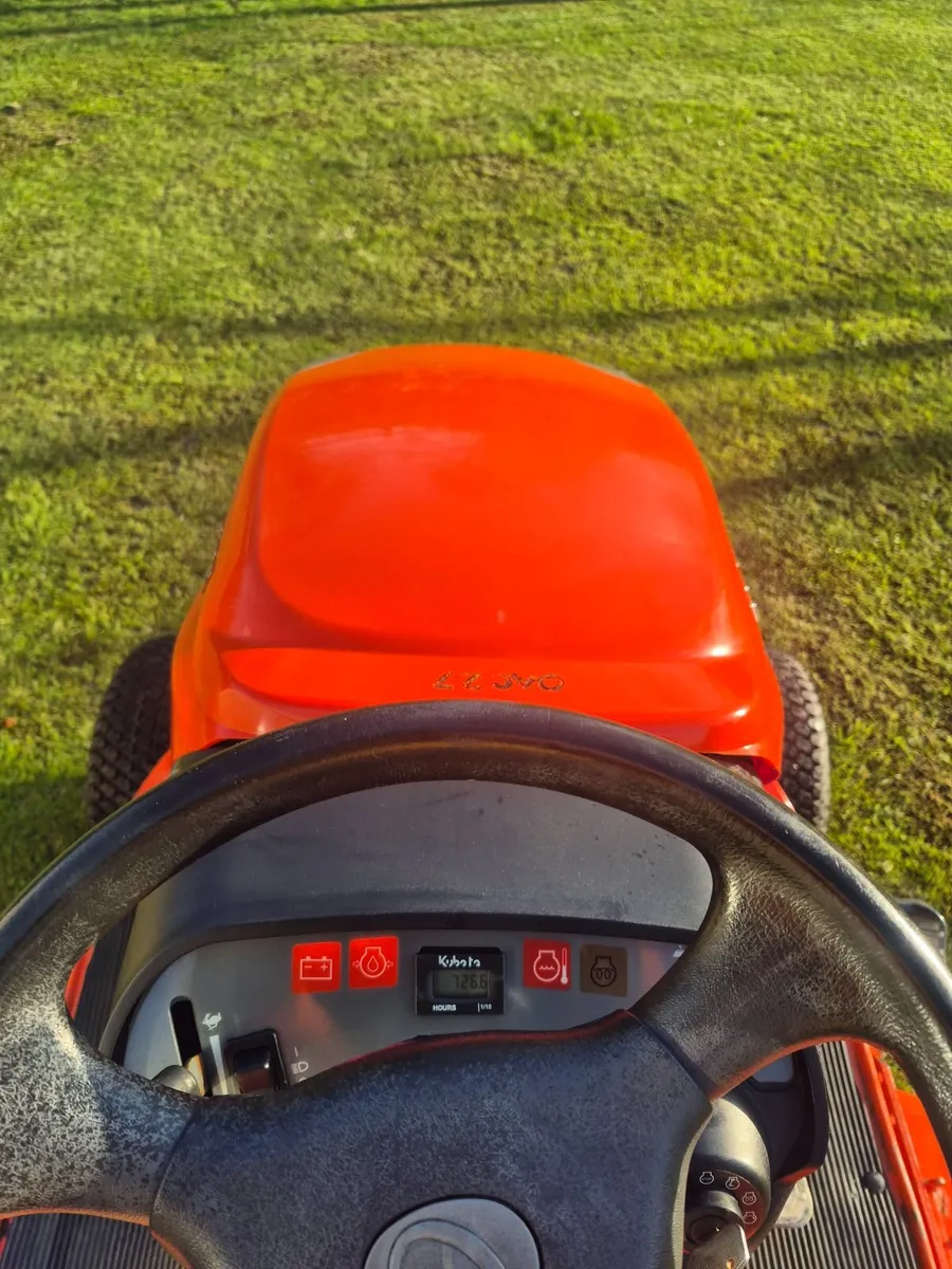 Kubota mulching mower gr2120 4wd - Image 3