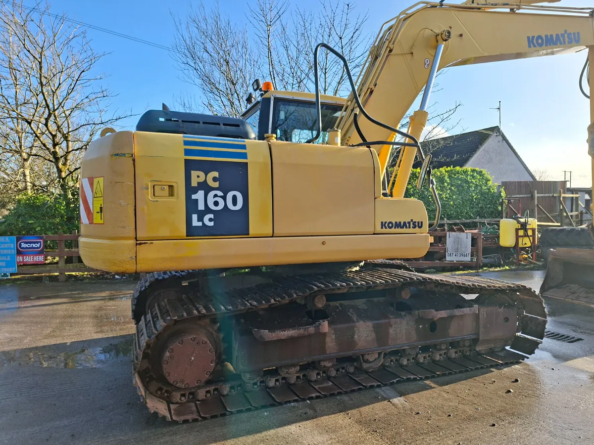Komatsu  Excavator - Image 3