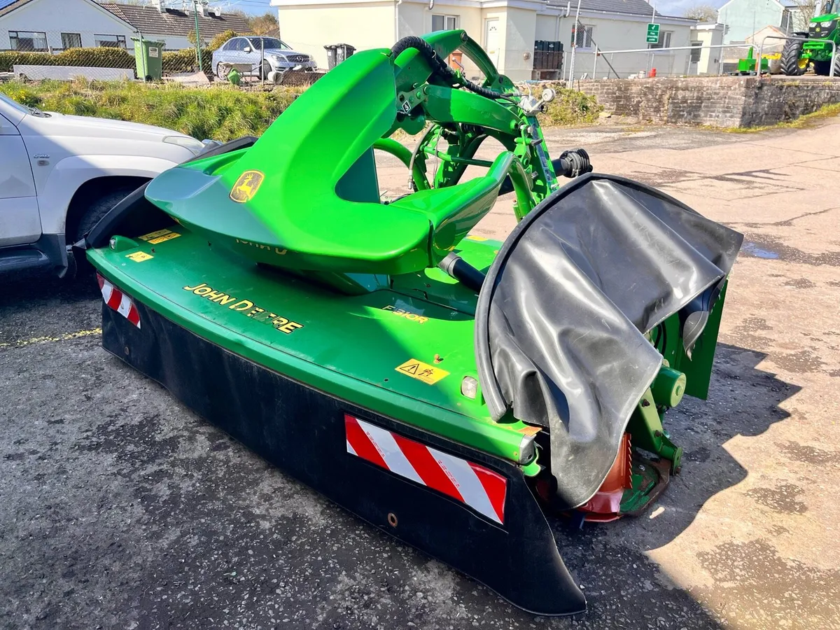 John Deere F310R - Image 2
