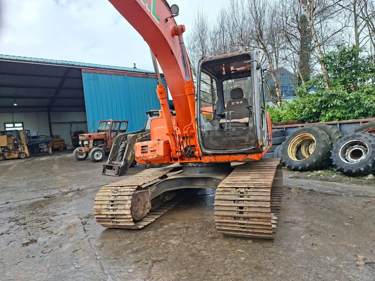 Fiat hitachi ex135 - Image 4